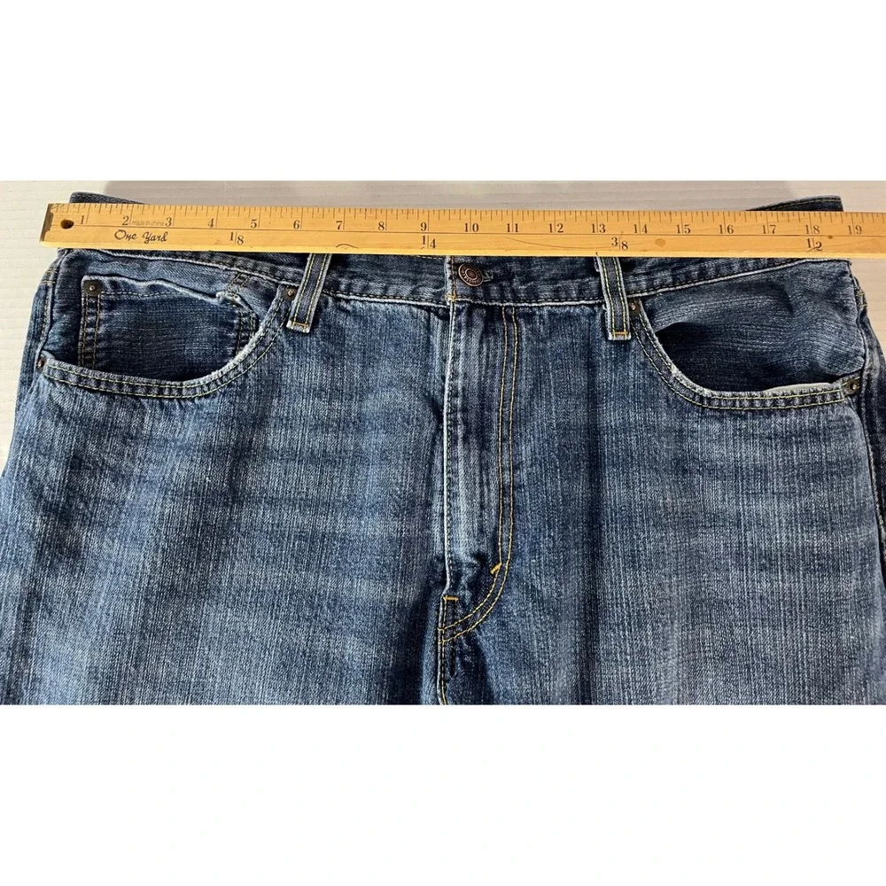 Levis levi 559